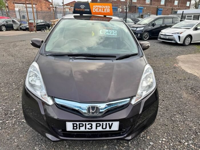 Honda jazz 1.4 hybrid 2013