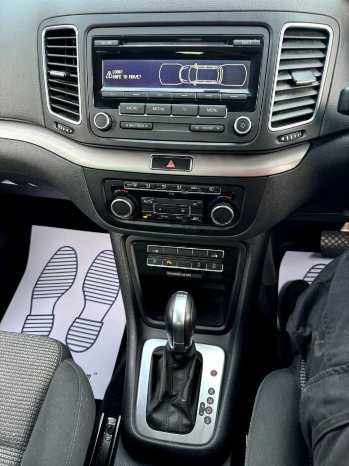 Get VW sharan 1.4 2012 Petrol