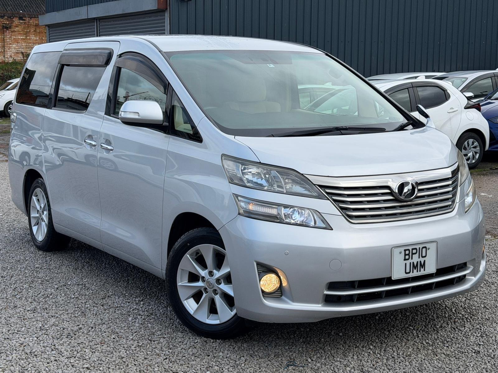 TOYOTA VELLFIRE 2010 2.4 L Petrol